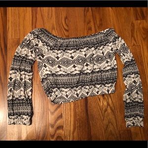 Off the shoulder long sleeve crop top